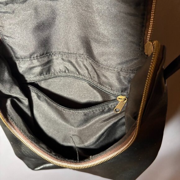 Echo Black Crossbody Bag Zip Top Minimalist Everyday Purse - Picture 3 of 6